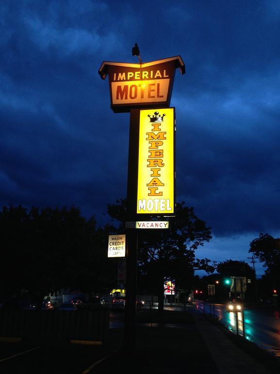 Imperial Motel Кортленд Екстер'єр фото